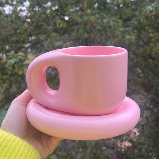 Twiggy chunky mug and saucer set in Pink